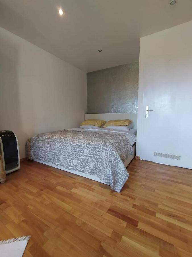 Gl Single Town Apartment Wiesbaden Eksteriør bilde